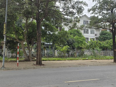Biệt thự 37tỷ 150m huỳnh văn nghệ, view mặt đường to,long biên hà nội 1