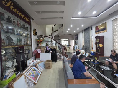Biệt thự 37tỷ 150m huỳnh văn nghệ, view mặt đường to,long biên hà nội 2