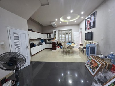 Biệt thự 37tỷ 150m huỳnh văn nghệ, view mặt đường to,long biên hà nội 3