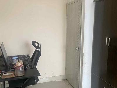 Do phải chuyển đi chỗ khác nên mình cần nhượng lại phòng địa chỉ: 7 ngõ 13 yên hoà cầu giấy 4