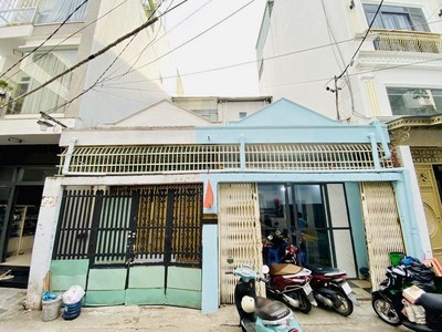 Ngang 8.2m nở hậu - hxt gần mt gò dầu  - nhà 3 tầng - 151m giá tốt đầu tư 0