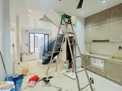 Nhà xây mới sau mặt đường thiên lôi, 45m 4 tầng, giá 4.25 tỉ lô góc 2