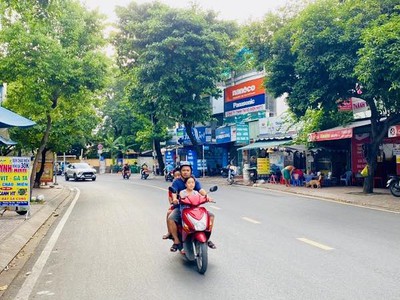 Ngang 8.2m nở hậu - hxt gần mt gò dầu  - nhà 3 tầng - 151m giá tốt đầu tư 4