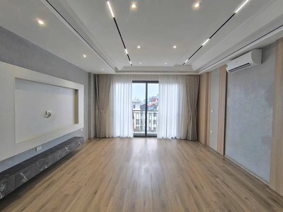 Bán nhà phố trạm 38m2 6t, mt 4.8m, 4 chỗ vào nhà, hàng xóm aeon long biên 9.99 tỷ 2