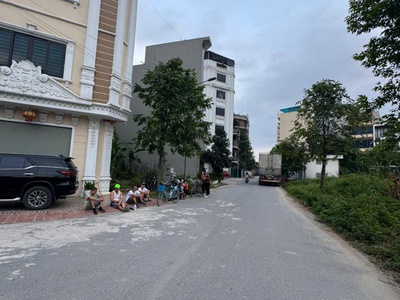 Liền kề dương nội - 4 tầng - ô tô ngủ trong nhà - kinh doanh đỉnh - 14 tỷ 0