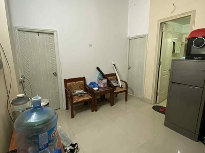 Do phải chuyển đi chỗ khác nên mình cần nhượng lại phòng địa chỉ: 7 ngõ 13 yên hoà cầu giấy 0