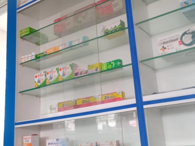 Chính chủ cần sang nhượng toàn bộ quầy thuốc 0
