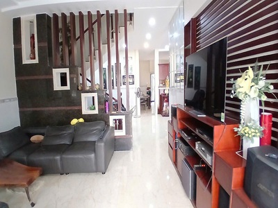Bán nhà  hxt lê đức thọ, p15, gò vấp, 209m2, 2 tầng, ngang 10,2m, tặng hết nội thất xịn, giá rẻ 1