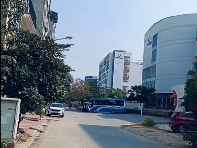 Cho thuê tòa nhà 5 tầng   tu hoàng, phương canh, nam từ liêm   lh:0936.104.136 2