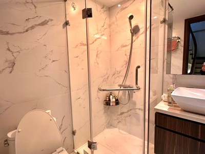 Hiếm hai bà trưng, nhà đẹp, dân xây, gara, ngõ thông, kinh doanh, sổ hoa hậu nhỉnh 9 tỷ 2