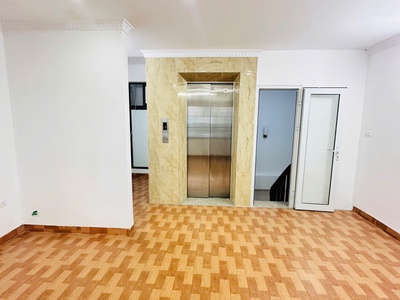 Bán nhà văn tiến dũng 35m2x4t,mt 7m, vỉa hè 3m, ô tô tránh, dừng đỗ, 5.8 tỷ 2