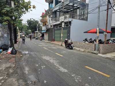 Giá rẻ tuyệt chủng -  đất cầu giấy mặt tiền rộng 6.6m, ô tô tránh, 165m giá 20.8tỷ 0