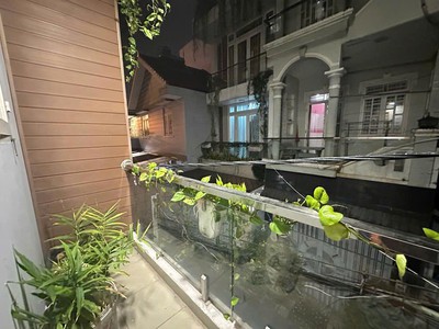 Chính chủ   nhà đẹp 4 tầng   hẻm     q12,sổ hồng riêng   pháp lý chuẩn   dọn vào ở ngay 2