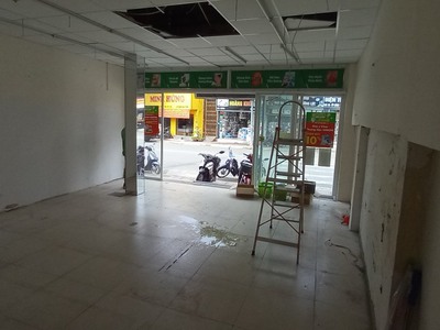 Cho thuê nhà mặt tiền đường cách mạng tháng 8, tp. thủ dầu một 2