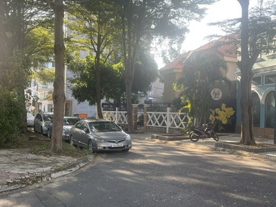 Chính chủ cần bán lô đất mặt phố 750m  full thổ cư đường phan huy ích, vũng tàu. 3