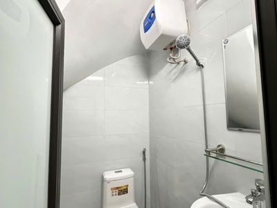 Bán nhà trung tâm cầu giấy cách đường lớn chỉ 5M 1