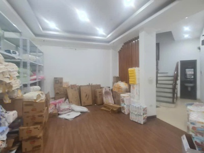 -  bán nhà quang trung 59m nhà mặt phố vỉa hè 10m, kinh doanh sầm uất giá 12 tỷ 1