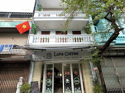 Chính chủ cho thuê nhà 4 tầng mặt phố nghi tàm, quận tây hồ, hà nội 0