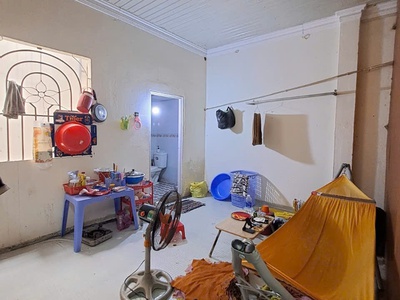 Bán gấp nhà đ số 9 bhh hẻm 6m 1 sẹc gần mặt tiền 60m2,2 tầng nhỉnh 4 tỷ 1