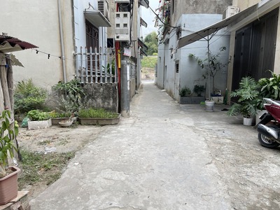 Cần bán 35,5m2 nhà C4, tổ 1 Phúc Lợi. Cách 30m ra đường Đê Vàng, ô tô đỗ tránh thoải mái 11