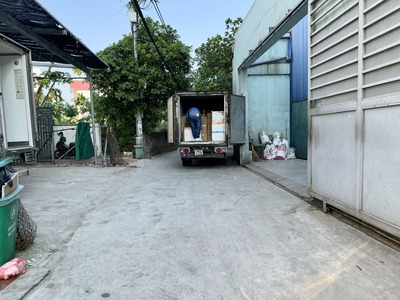 Cần bán 65,7m2 đất đầu đường Hạ Trại, Cự Khối. Đường thông ô tô, ngay gần hồ điều hòa 1