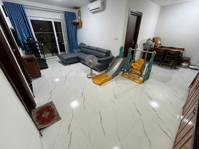 Bán CH 68m toà HTT 89 Phùng Hưng. Full nội thất đẹp. 2 ngủ, View mát. giá Rẻ 2
