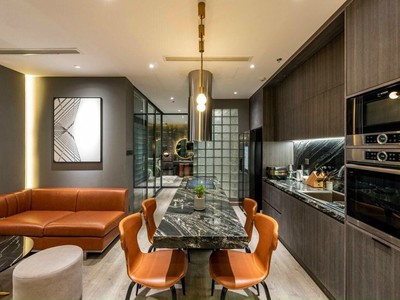 Chủ càn tiền bán gấp căn hộ Tại HN centerpoin 27 lê văn lương 68m2 căn góc bc đông nam 4