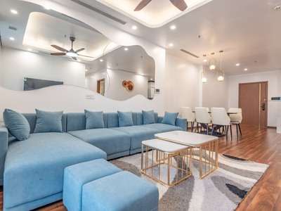 Chủ cần tiền bán gấp căn hộ Golden Palm 21 lê văn lương 135m2 3 ngủ full đồ,giá rẻ 0