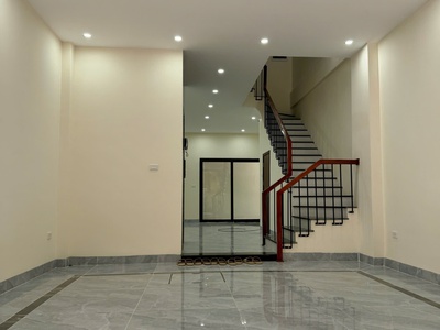 Bán nhà 5 tầng Vũ Văn Cẩn, Hà Đông, Ô tô, Thang máy, 2 thoáng 1