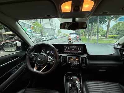 Kia Sonet Premium 1.5 6