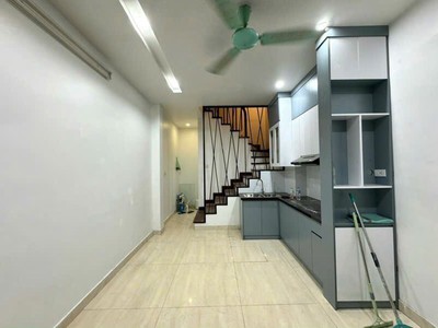 Ngọc Hà đối diện Bảo tàng 30m2 x 5 TẦNG - Ngõ nông, thẳng tắp - Cách mặt phố 30M - Trước nhà thoáng, 1