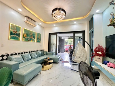 Siêu phẩm- Nhà đẹp 4 tầng -Xe 5 chỗ trong nhà - NGAY VÀNH ĐAI 2 Giá chỉ có nhỉnh 7 tỷ 0