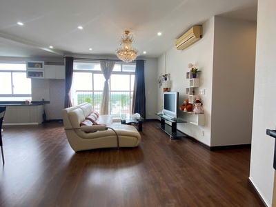 Cần bán căn hộ Ngọc Lan Phú Thuận 3PN, 132m2, giá 5.4 tỷ 1