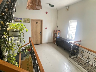  Bán tòa căn hộ 5 tầng dòng tiền 80tr/th mặt tiền Cao Bá Quát sát cầu Rồng 200M 5