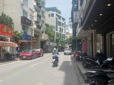 Mặt phố hoàng cầu   vỉa hè   kinh doanh    nhỉnh 26 tỷ 0