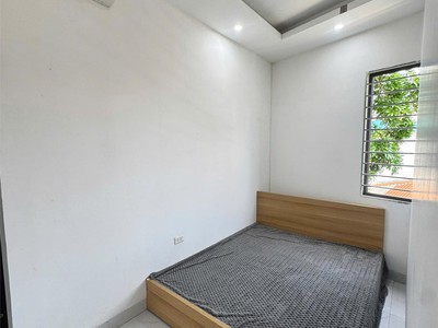Chính chủ cho thuê ccmn siêu rẻ siêu đẹp 2n1k nhà 141 ngõ 14 mễ trì hạ 3