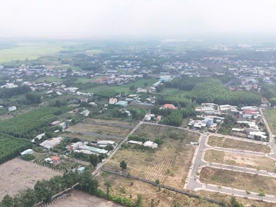 Bán gấp đất  -  sân bay 5 km - 1 tỷ 050 -shr - 100m2 - gần kcn   chủ cần bán gấp trong tuần 1