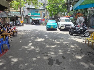 Bán gấp   nhà 5 tầng minh khai, hai bà trưng   ngõ 3 gác thông, cách ô tô 50m,gần nhiều tiện ích 0