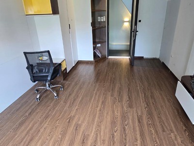 Bán gấp   nhà 5 tầng minh khai, hai bà trưng   ngõ 3 gác thông, cách ô tô 50m,gần nhiều tiện ích 3