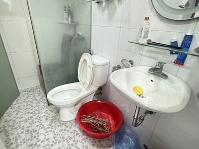 Bán cc ct12a kđt kim văn - kim lũ, dt 65m2, 2n2vs, full nội thất long lanh, giá 3.25 tỷ 2