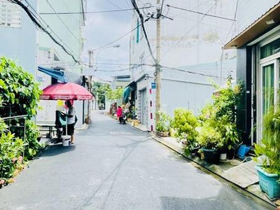 Tân sơn nhì - 2 tầng kiên cố - vị trí đẹp - hẻm xe hơi - giá nhỉnh 7 2