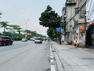 Bán gấp lô đất phố nguyễn văn linh 80m2, mt 8m, giá đầutư 7 tỷ vài bước ra mặt phố 0
