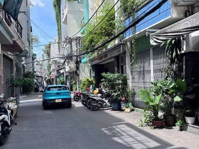 Nhà  hxh đường phan đình phùng quận phú nhuận phường 1. 0