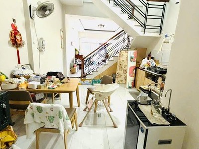 Tân sơn nhì - 2 tầng kiên cố - vị trí đẹp - hẻm xe hơi - giá nhỉnh 7 3