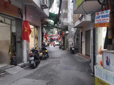 Bán nhà  xã đàn2.  47m2. 3 tầng.mặt tiền 5.4. giá  8.4 tỷ đống đa hà nội 0