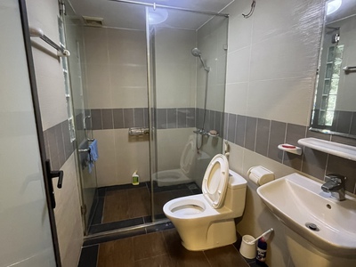 Bán nhà phân lô lạc trung, oto tránh, vào nhà, mặt tiền 8m, 29  tỷ 4