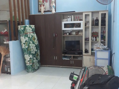 Gấp bán trong tháng giảm ngay 300 triệu còn 2.7 tỷ.    sát mặt tiền đường số 6, dương quảng hàm 1