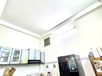 Chính chủ bán nhà gò vấp   4 tầng   gần ubnd   sổ riêng 1