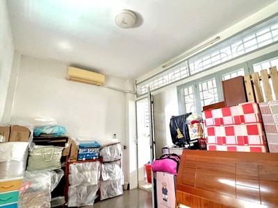 Chính chủ bán nhà gò vấp   4 tầng   gần ubnd   sổ riêng 2