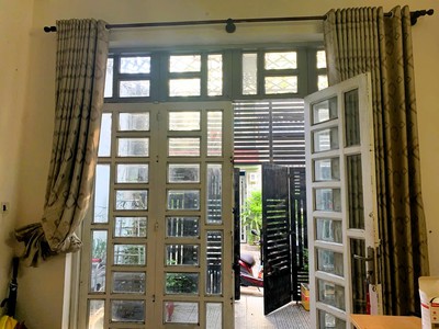Cho thuê nhà 3 tầng mặt tiền p.linh đông, xe hơi tới nơi, kinh doanh tốt 3